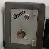 گاوصندوق 100کیلویی کاوه صنعت نسوز