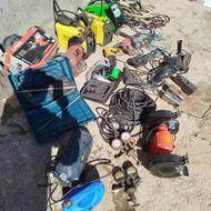 تعداد زیادی ابزار