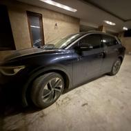 فولکس واگن id 4 2025