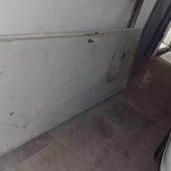 درب آهنی انباری و درب چوبی