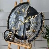 ساعت دیواری رزینی و چوب