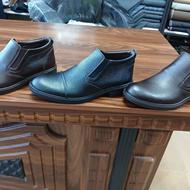 فقط 900هزار تعدادی نیم بوت و کفش اصل چرم تبریز به قیمت زیر