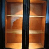 ویترین آنتیک و سالم