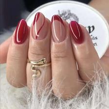 ب چند مدل برای خدمات ناخن نیازمندم