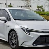 تویوتا لوین 1800 سی سی هیبرید سفید رنگ صفر کیلومتر