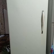 یخچال فریزر یخساران سالم و تمیز