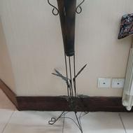 گلدان فلزی بلند