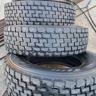لاستیک نیسان کامیونت پادرا کارون.و رینگ فولادی و اسپرت