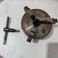 سه نظام تراشکاری