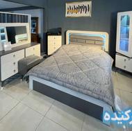 سرویس خواب ارکیده رنگ روشن (آینه - کمد - میزآرایش - پاتختی)