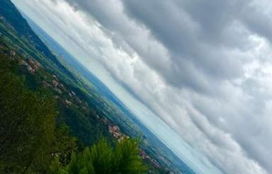 زمین با ویوی استثنایی