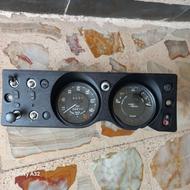 کیلومتر لندرور انگلیس اصل وکاملا سالم