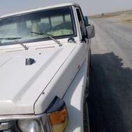 تویوتا لندکروز