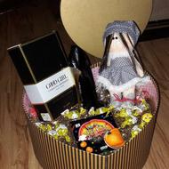 باکس ولنتاین عروسک روسی هدیه روز عشق ایرانی