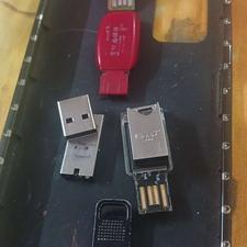 فلش32وچهارعدد16.یک عدد8 ی 2 گیگ