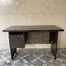 میز کامپیوتر و تحریر