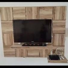 تی وی ست دیواری