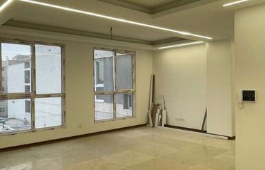 اپارتمان 85 متری کلید نخورده/سالن پرده خور/لابی مجلل