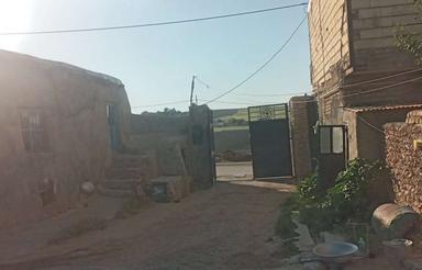 زمین باغچهی به متراژ 800متر محدوده امام زاده طاهر بامدرک مع