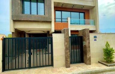ویلا دوبلکس استخردار نما سنگ 300بنا200زمین سرخرود