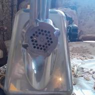 چرخ گوشت همراه ملزومات