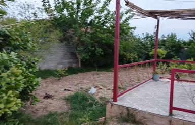 فروش‌ خونه سرا 300متر،با استخر،وبنای 40متری،لله مرز