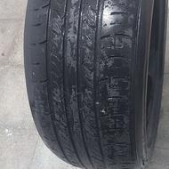 یک عدد لاستیک 50 درصد گل P225/50R18 سالم