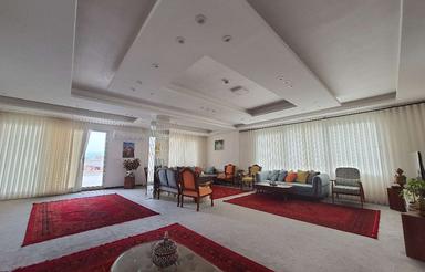 پنت لوکس 200 متری متریال عالی بدون مشابه در پل گردن