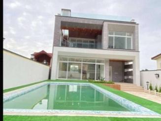 فروش ویلا نوساز استخردار