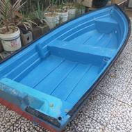 قایق به همراه متور