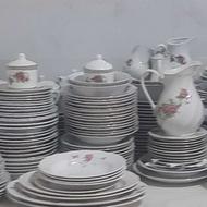 ظروف گل سرخی آنتیک ژاپن وغیره موجود هس