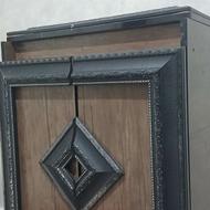 جاکفشی استفاده شده دارای 5 طبقه و جا مجسمه ای