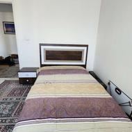 تخت خواب یک و نیم نفره به همراه خوشخواب