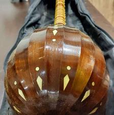 سه‌تار اصیل با مهر استاد سازنده