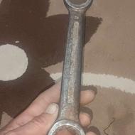 آچار دوسر تخت. دست کامل