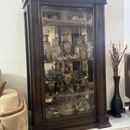 ویترین چوبی