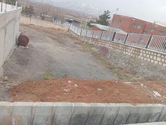 زمین 180 متری