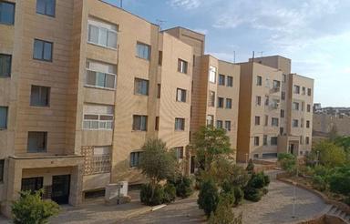 غرق نور. چهار طبقه. سه واحدی.