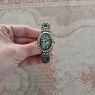 ساعت مچی زنانه سیاه قلم فقط پیام پاسخگو هستم