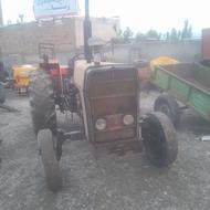 تراکتور وادوات
