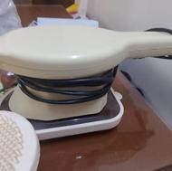 ماساژور Manoli