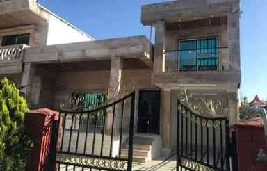 ویلا شهرکی نیم پیلوت نزدیک به دریا