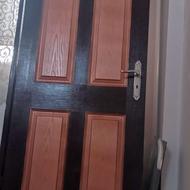 درب خانه بسیار تمیز
