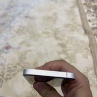 آیفون 12 نرمال