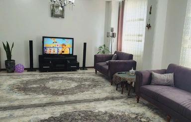 96 متر / شمال بلوار کوهسار / دسترسی پیاده به مترو