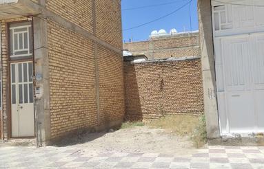 40 متر زمین مغازه
