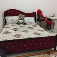 تخت خواب دو نفره