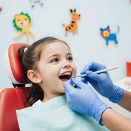 خدمات دندانپزشکی کودکان و بزرگسالان با تعرفه دولتی