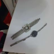 جفت ساعات باهم ..........