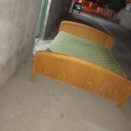 تخت دو نفره